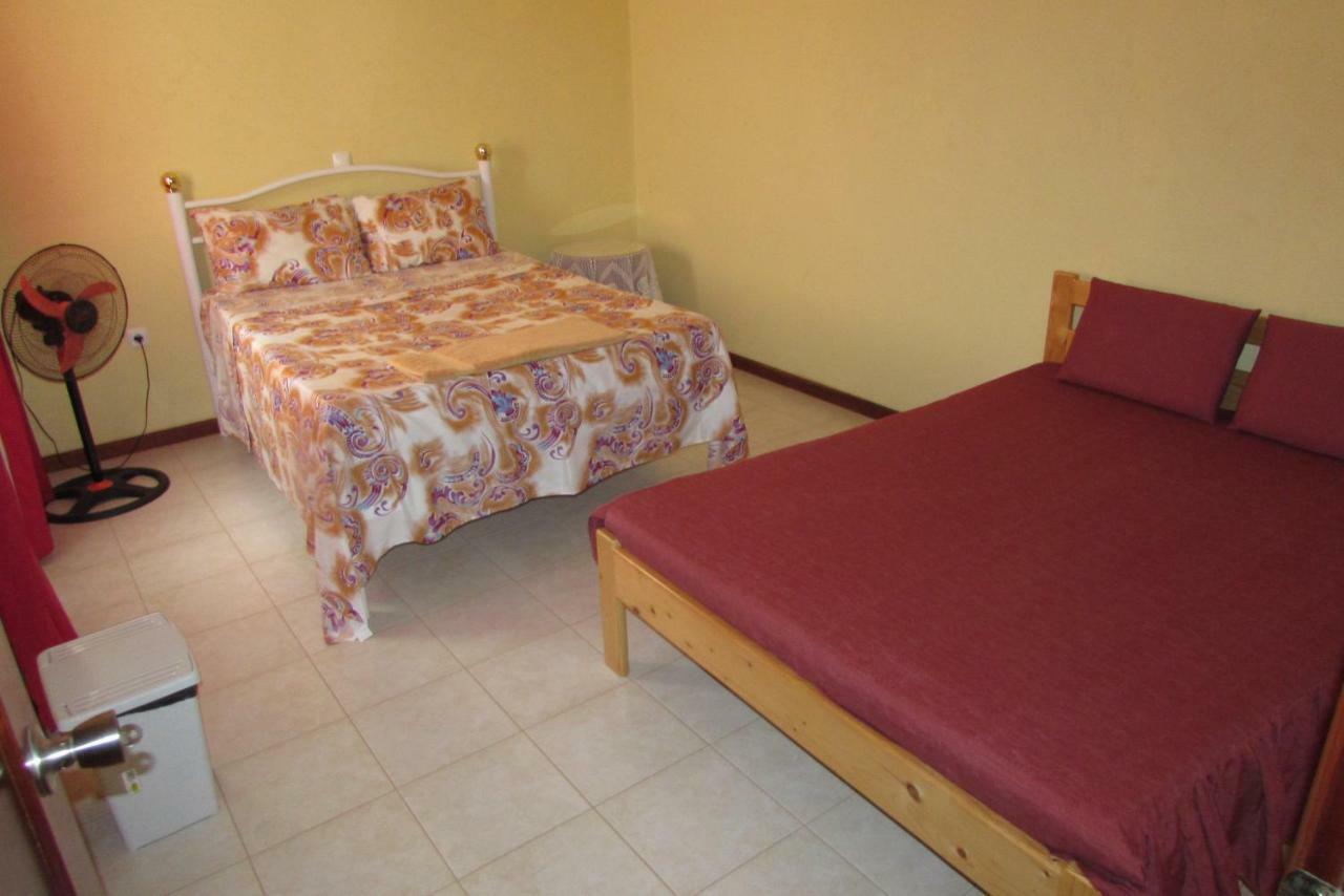 Rooming House Espargos Exterior foto